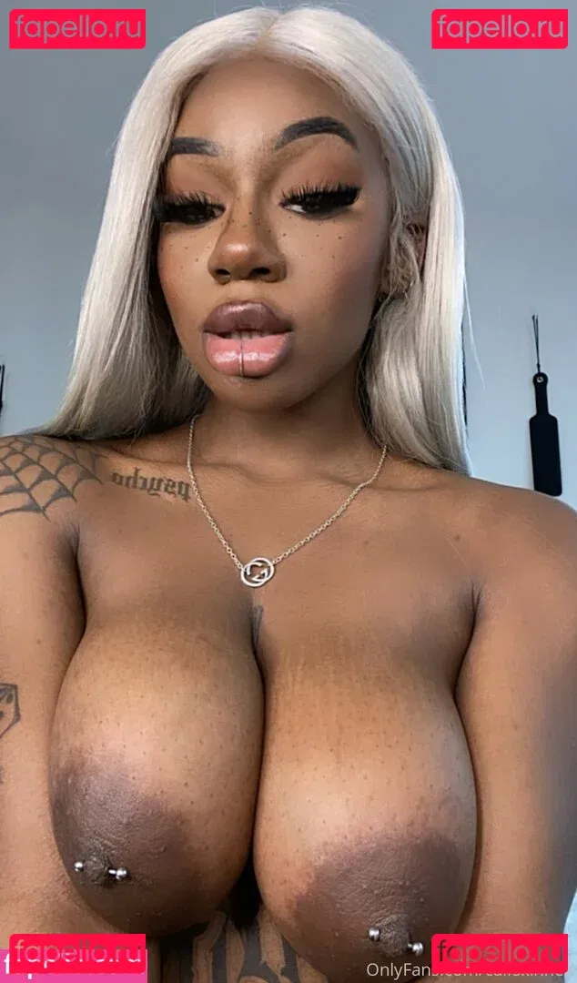 Armani Black Onlyfans Photo Gallery 