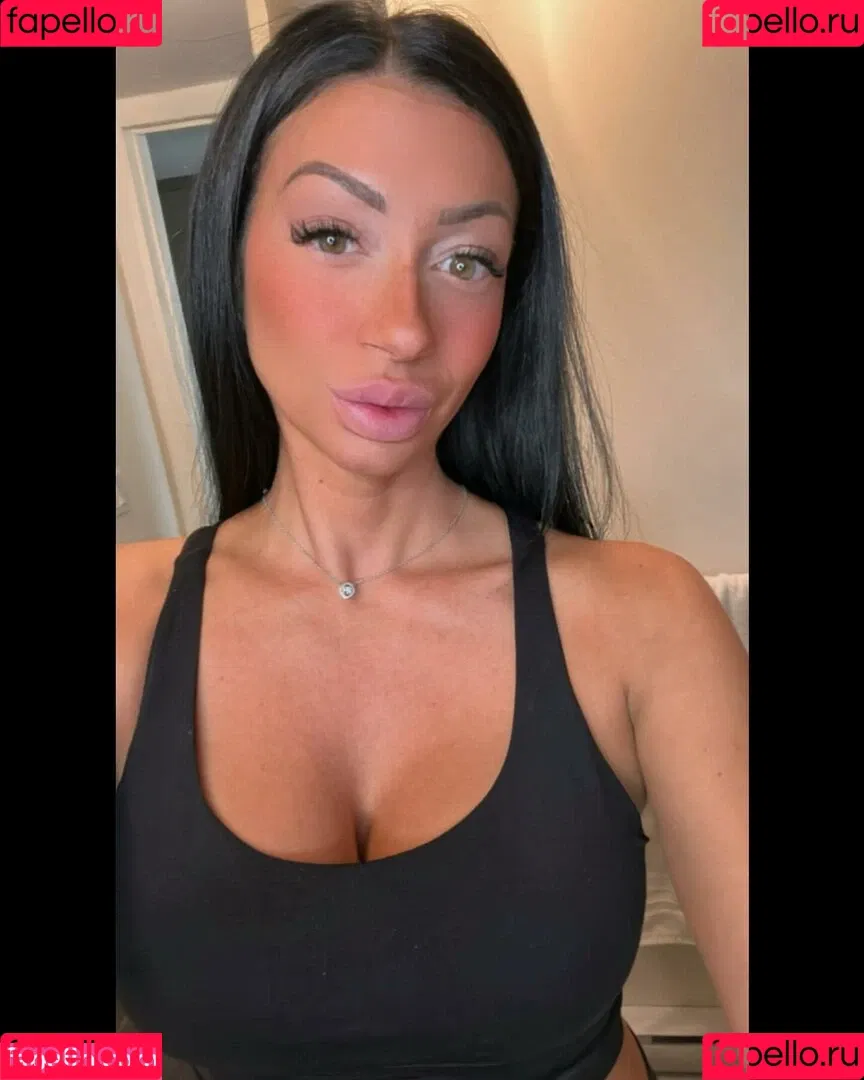 anonygousse Onlyfans Photo Gallery 