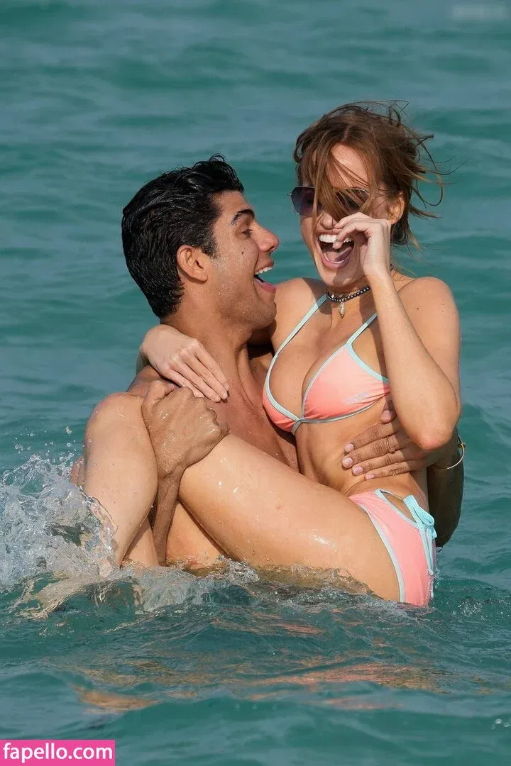 Haley Kalil Onlyfans Photo Gallery 