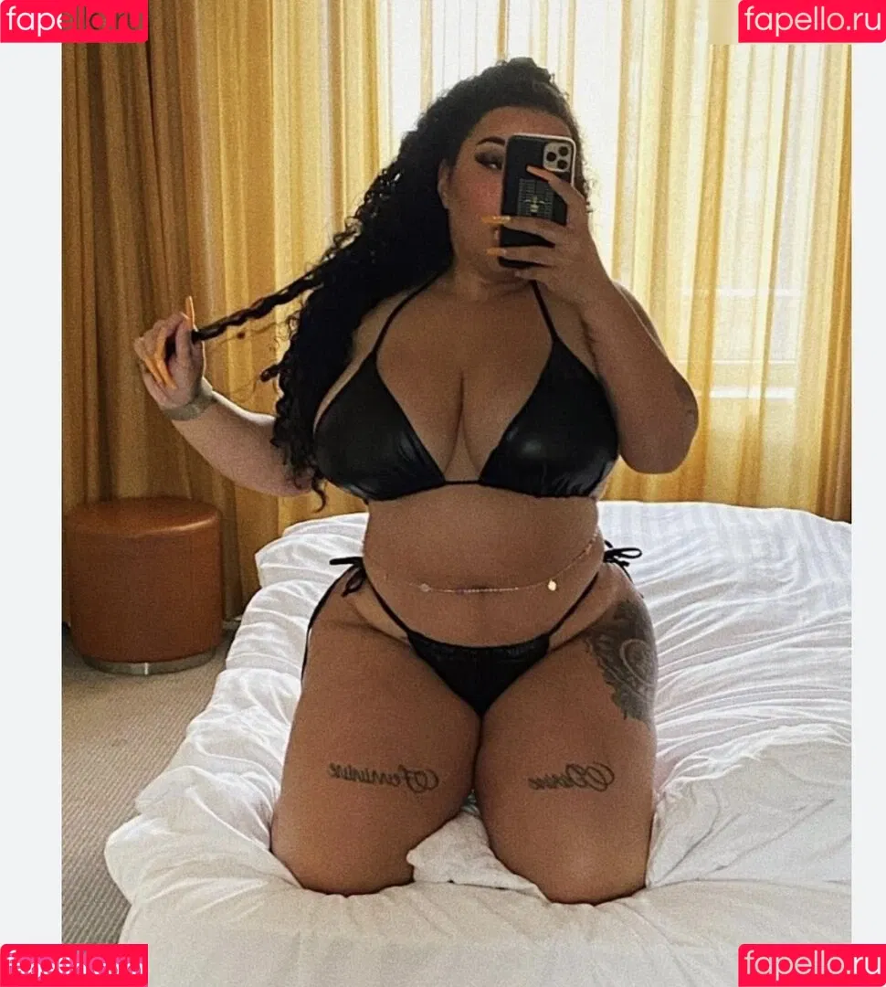 Yma Louisa Onlyfans Photo Gallery 