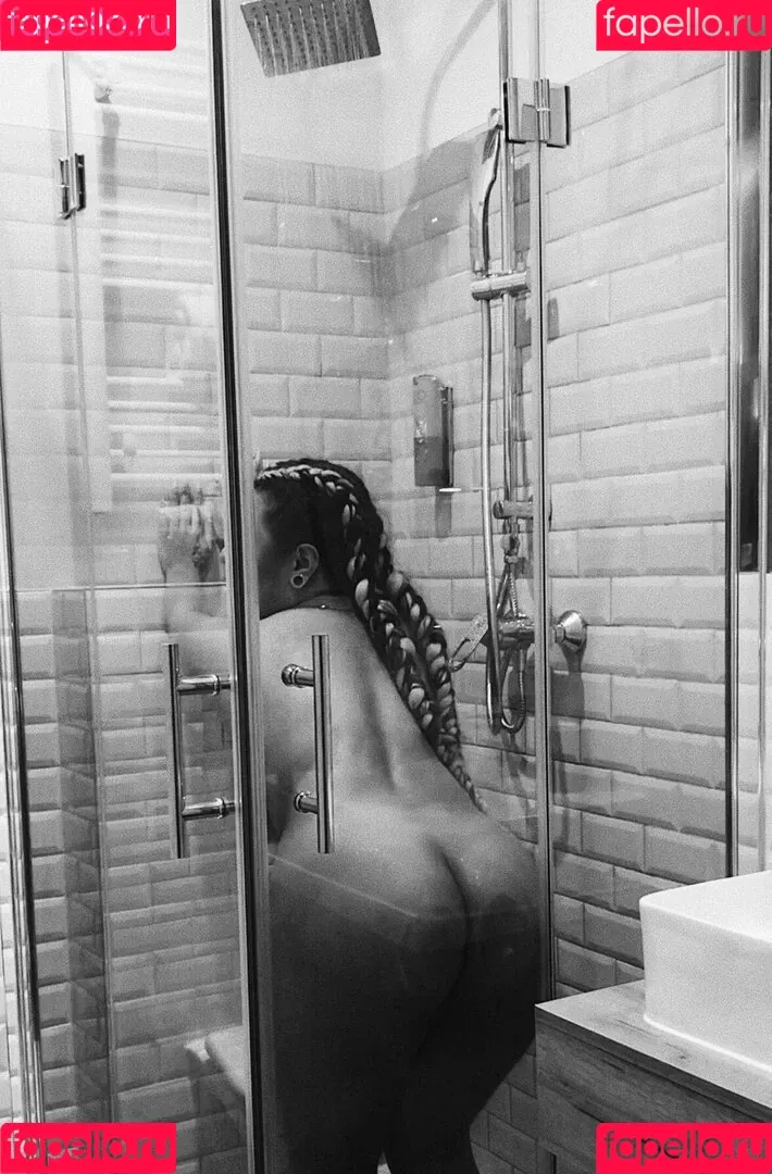 Yma Louisa Onlyfans Photo Gallery 