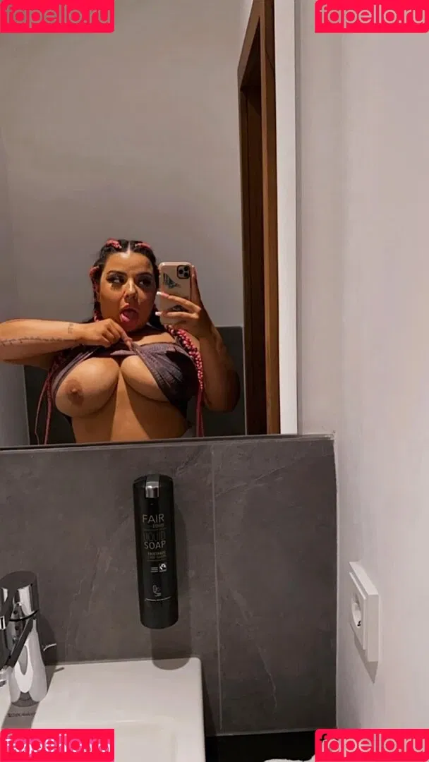 Yma Louisa Onlyfans Photo Gallery 