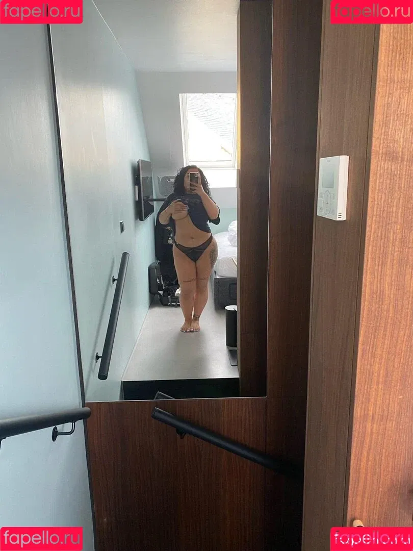 Yma Louisa Onlyfans Photo Gallery 