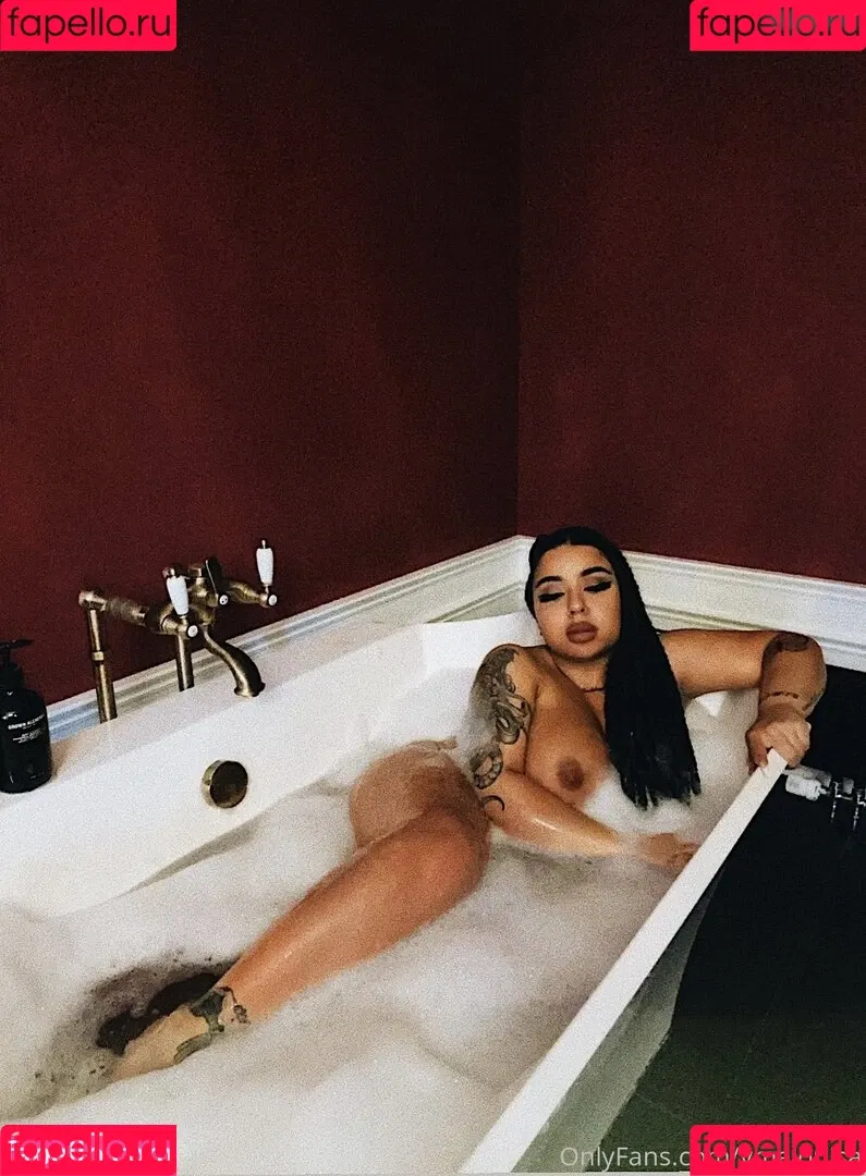Yma Louisa Onlyfans Photo Gallery 