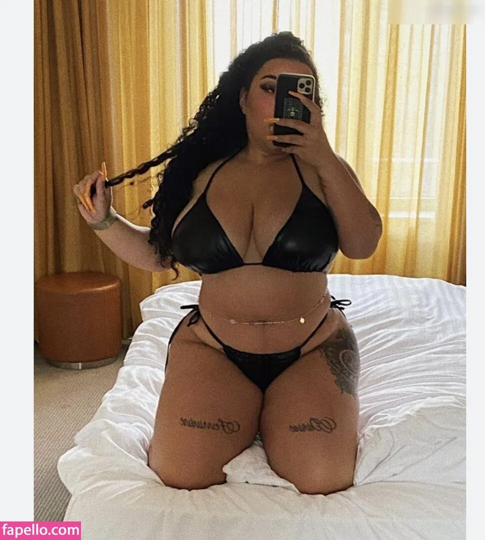 Yma Louisa Onlyfans Photo Gallery 