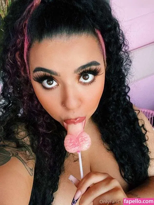 Yma Louisa Onlyfans Photo Gallery 