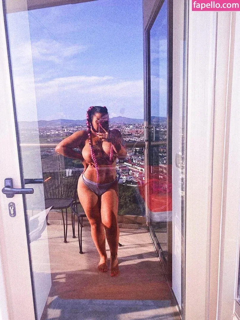 Yma Louisa Onlyfans Photo Gallery 