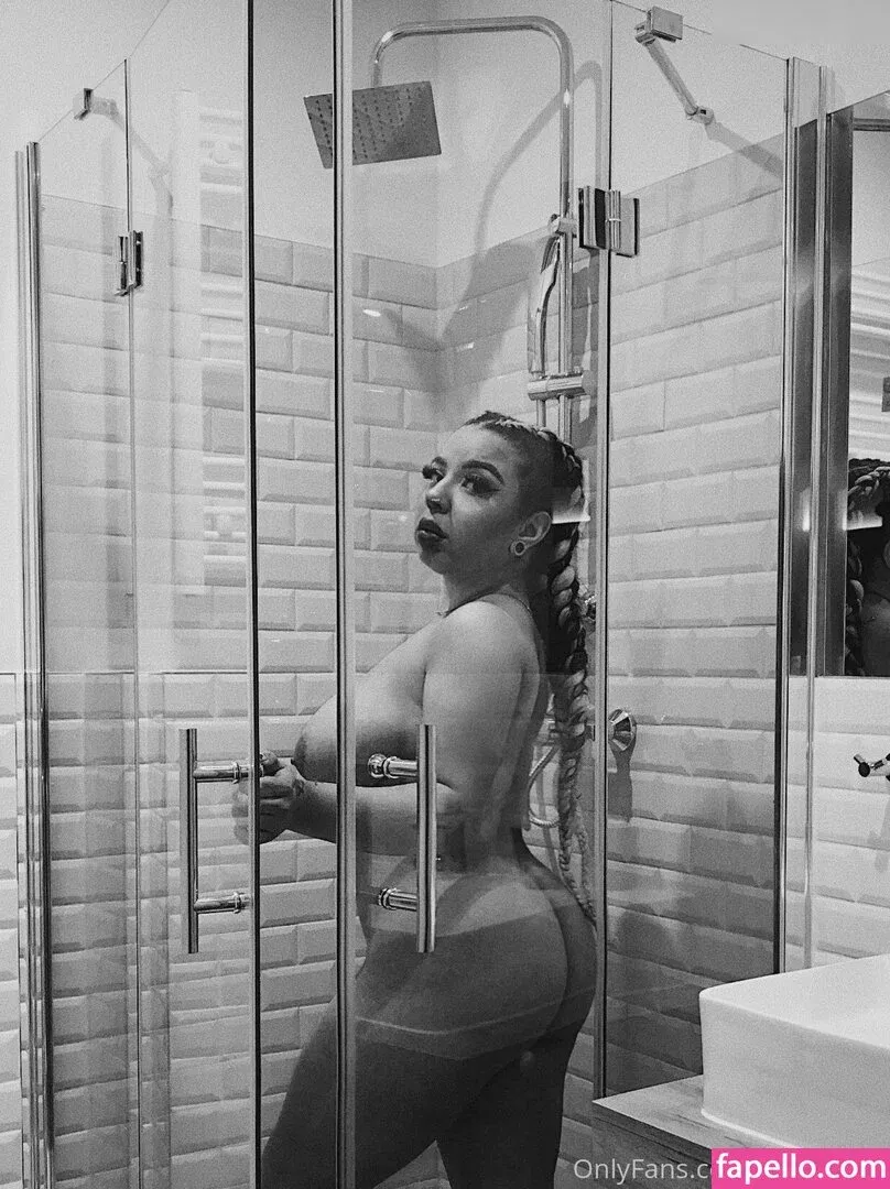 Yma Louisa Onlyfans Photo Gallery 