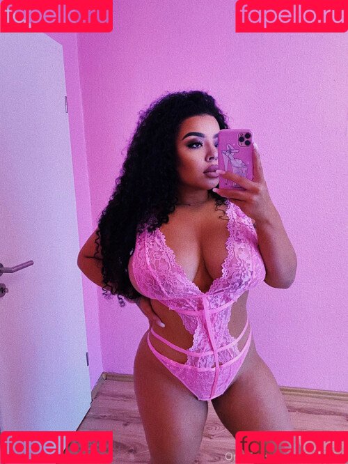 Yma Louisa Nude Onlyfans Photo 36