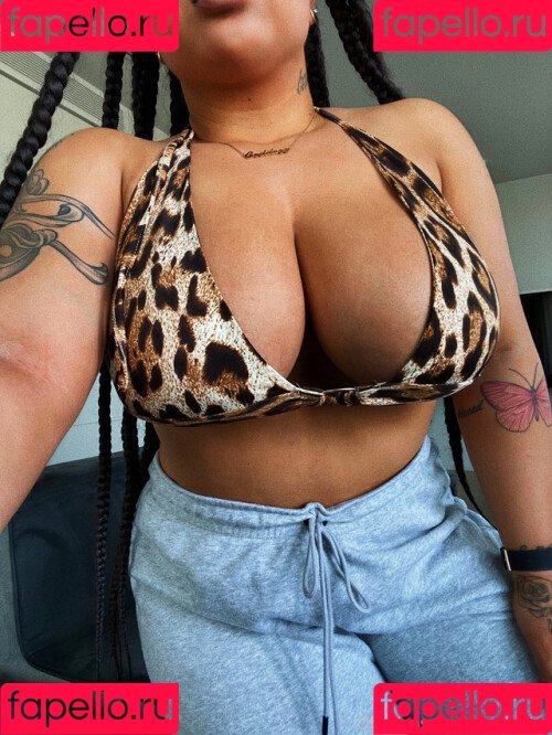 Yma Louisa Nude Onlyfans Photo 4