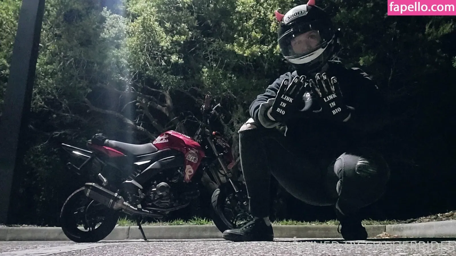 asherridesfree Onlyfans Photo Gallery 