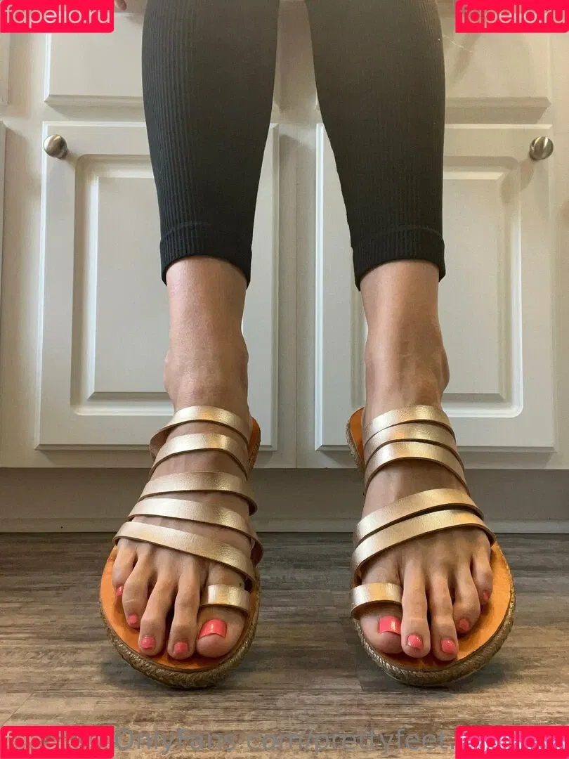 prettyfeet.andface Onlyfans Photo Gallery 