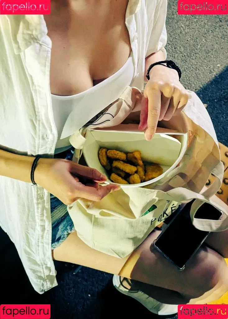 OniGiri Onlyfans Photo Gallery 