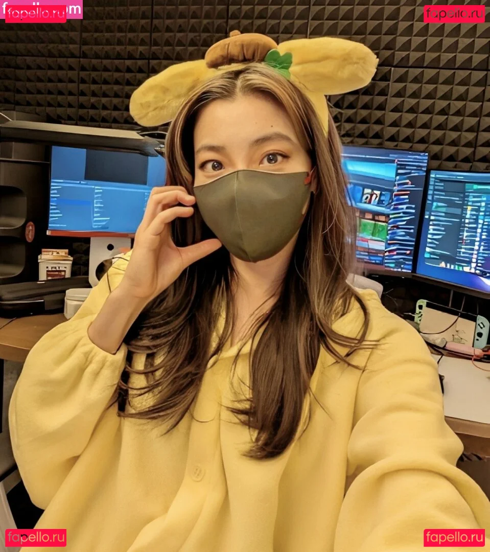 OniGiri Onlyfans Photo Gallery 