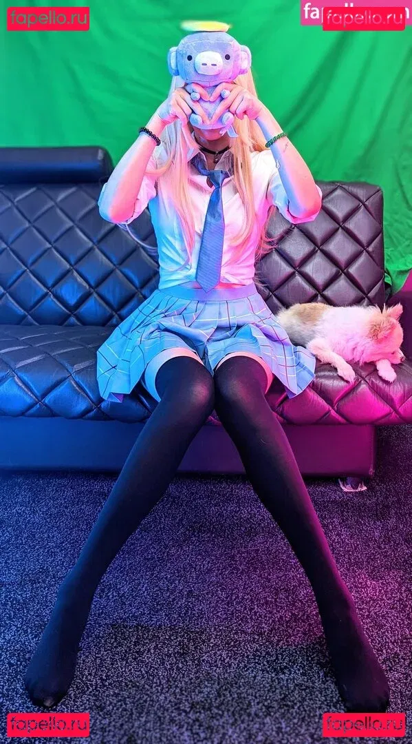 OniGiri Onlyfans Photo Gallery 