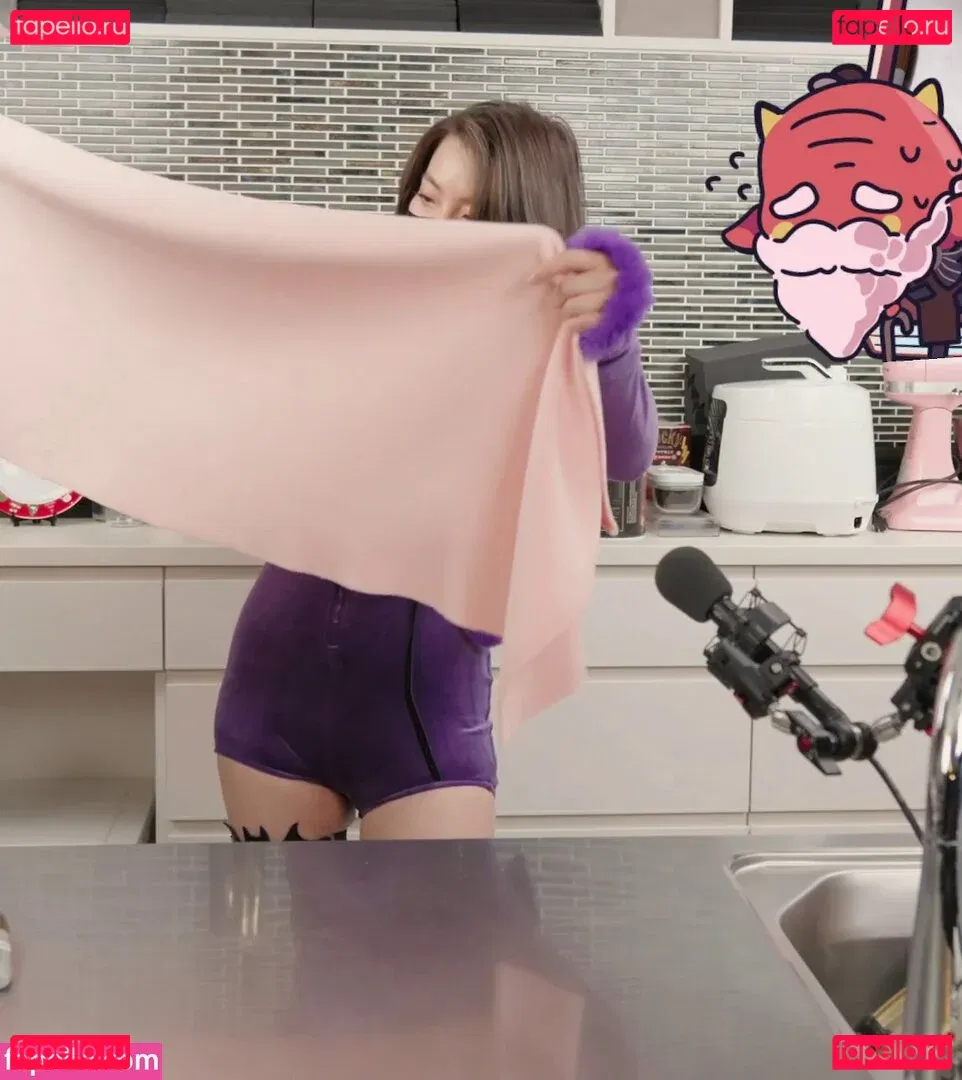 OniGiri Onlyfans Photo Gallery 