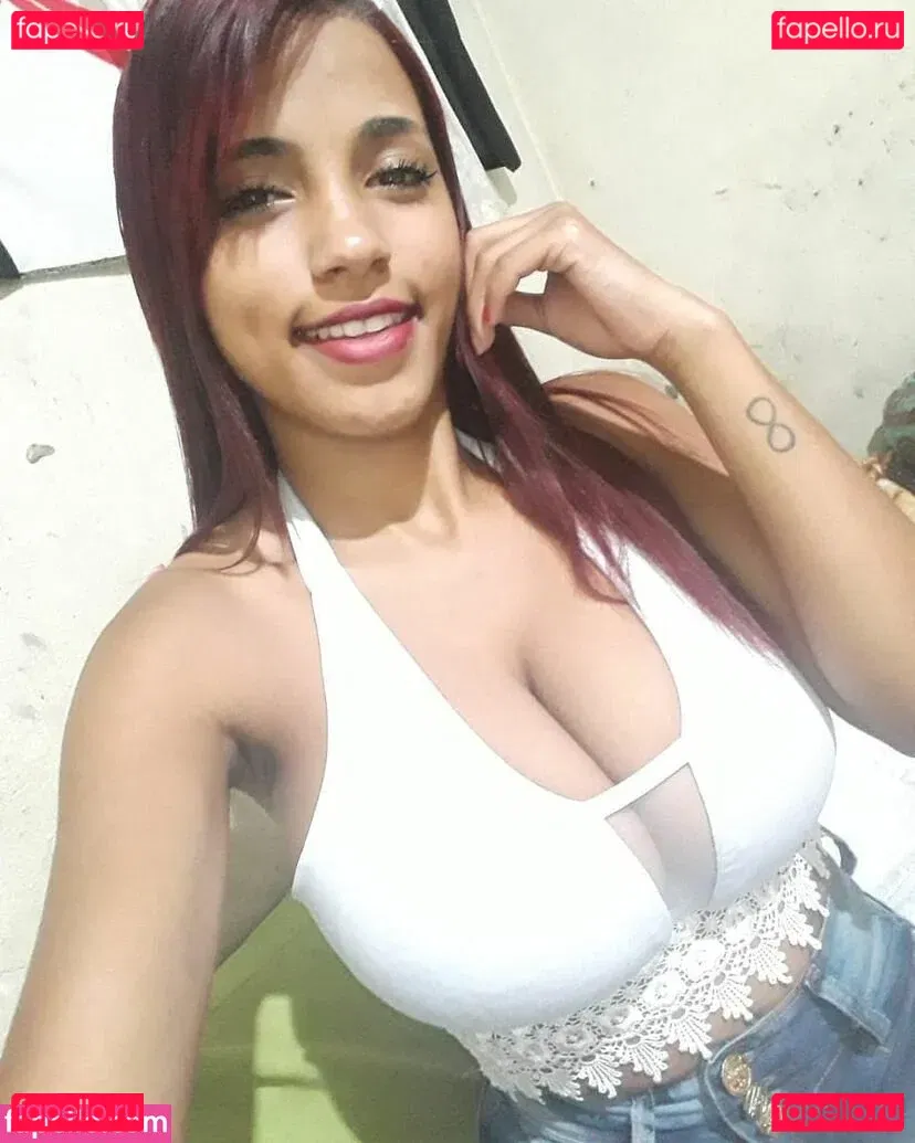 Nataly Cheirosa Onlyfans Photo Gallery 