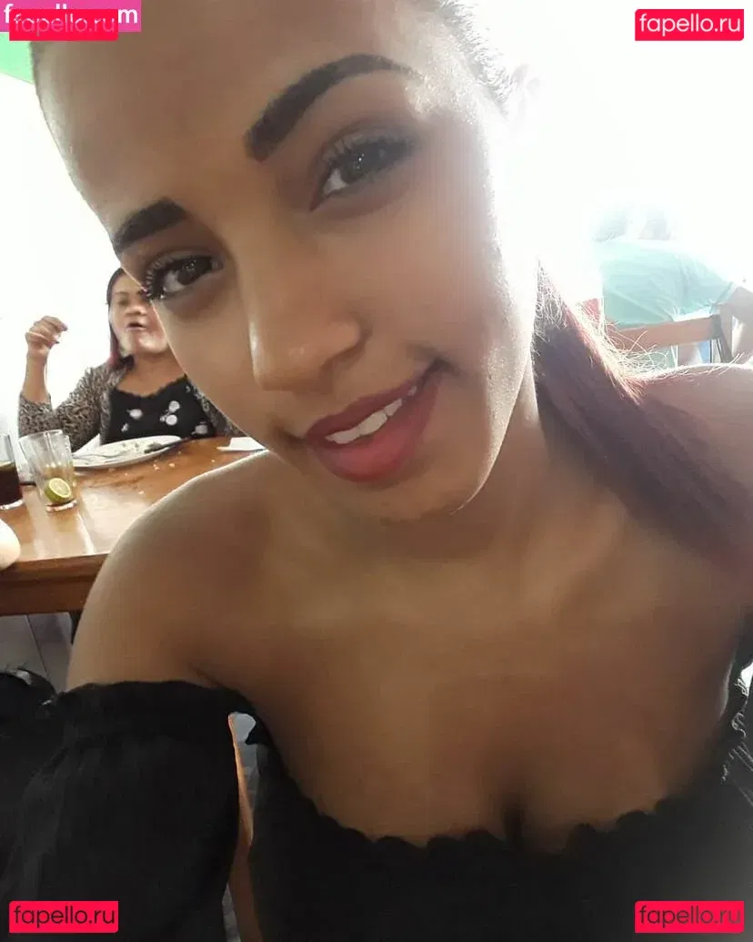 Nataly Cheirosa Onlyfans Photo Gallery 