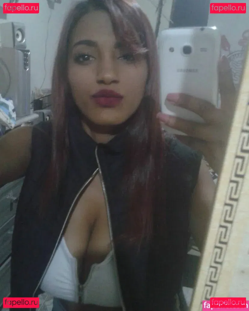 Nataly Cheirosa Onlyfans Photo Gallery 