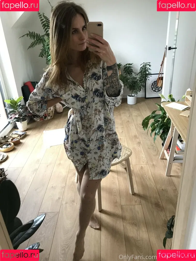 Naturefeetart Onlyfans Photo Gallery 