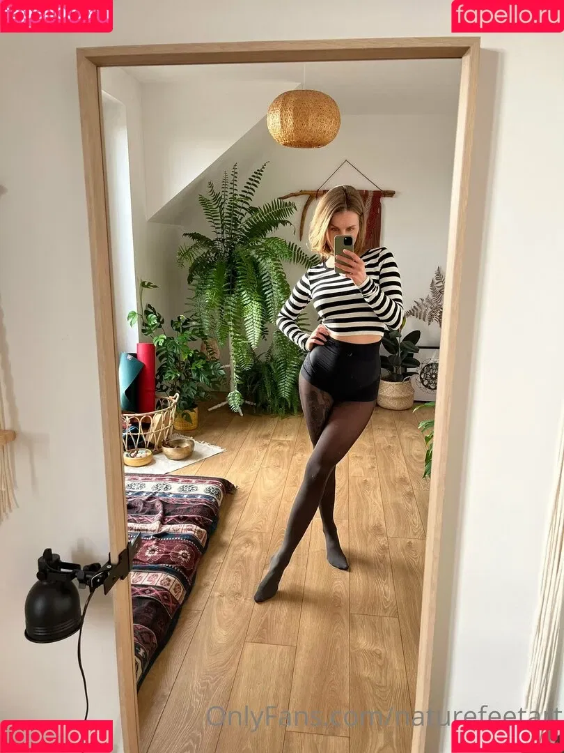 Naturefeetart Onlyfans Photo Gallery 