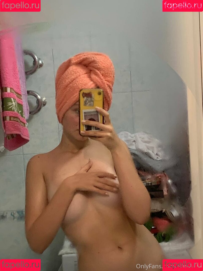 elinakitty Onlyfans Photo Gallery 