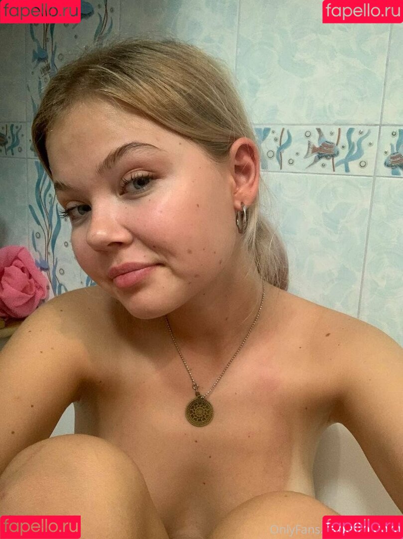 elinakitty Onlyfans Photo Gallery 