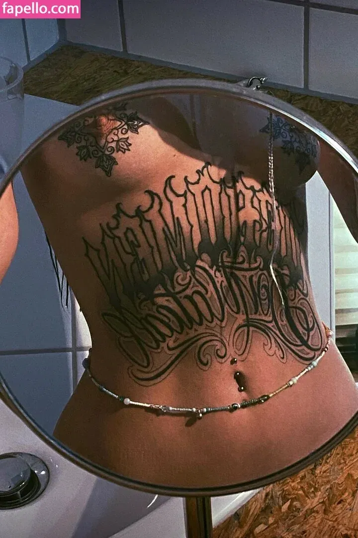 foxy_babe143 Onlyfans Photo Gallery 