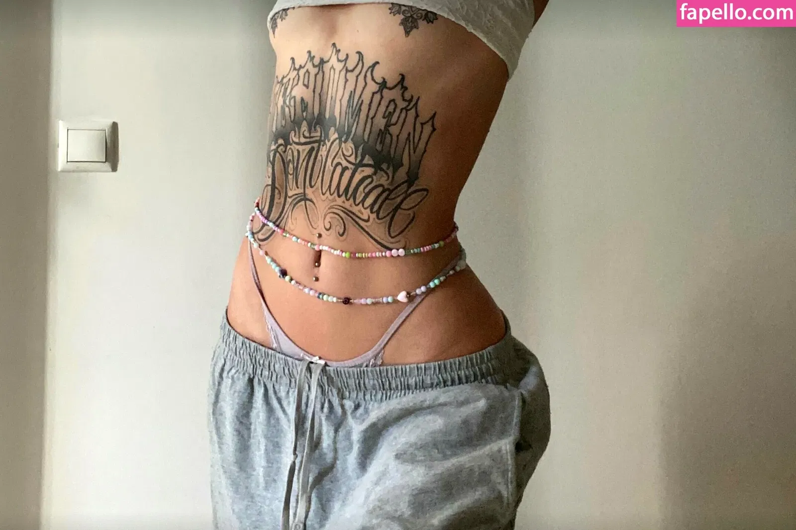 foxy_babe143 Onlyfans Photo Gallery 