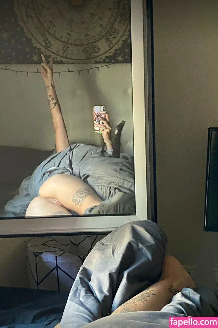 foxy_babe143 Onlyfans Photo Gallery 