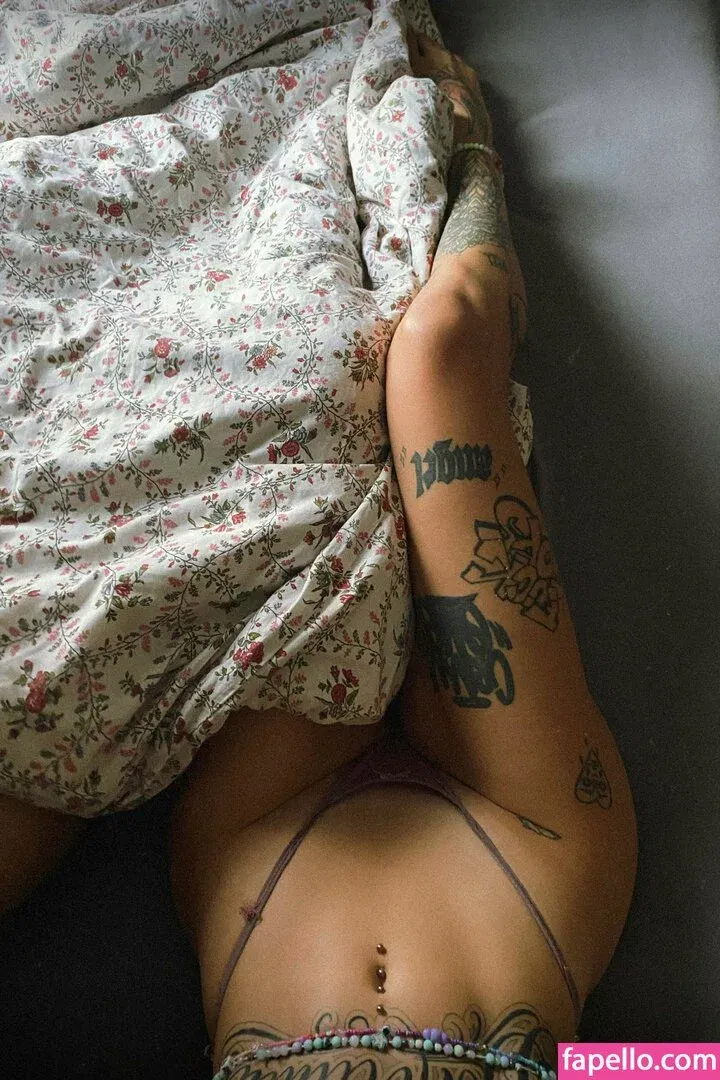 foxy_babe143 Onlyfans Photo Gallery 