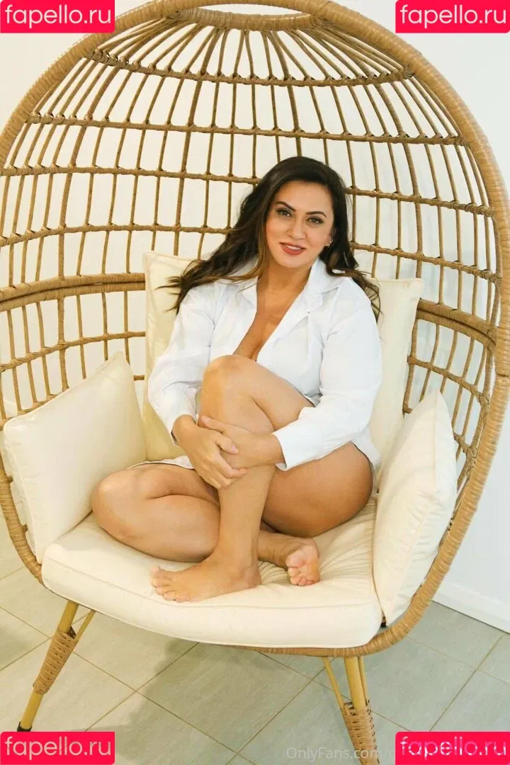 Mishel Onlyfans Photo Gallery 