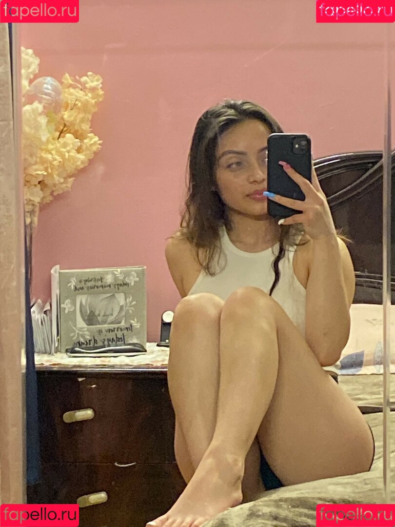 Mishel Onlyfans Photo Gallery 