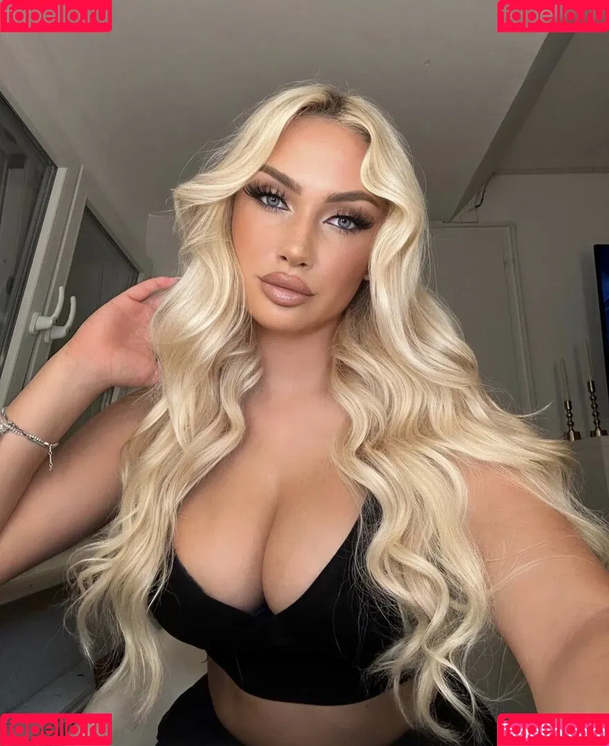Luisa / llu.isaa Onlyfans Photo Gallery 