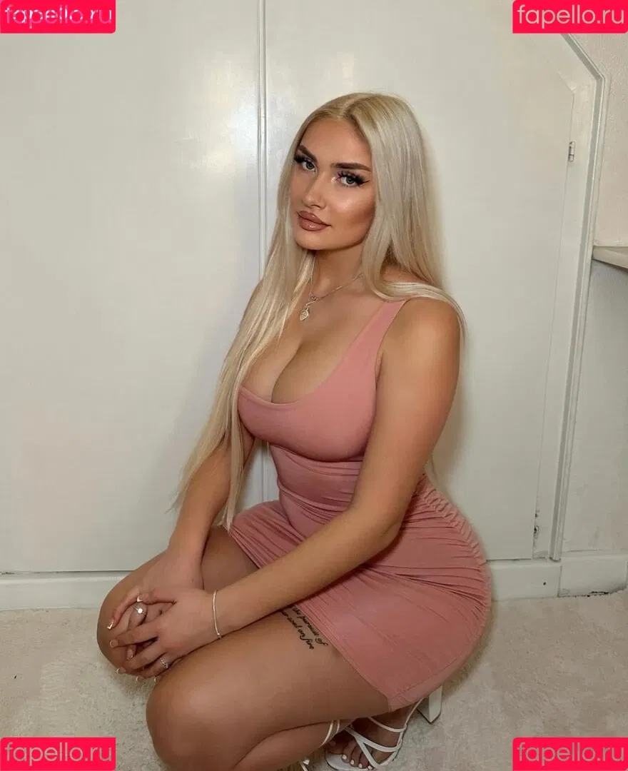 Luisa / llu.isaa Onlyfans Photo Gallery 