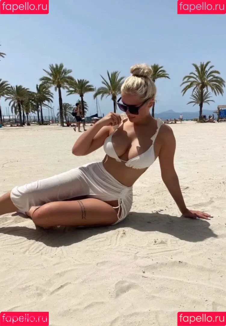 Luisa / llu.isaa Onlyfans Photo Gallery 