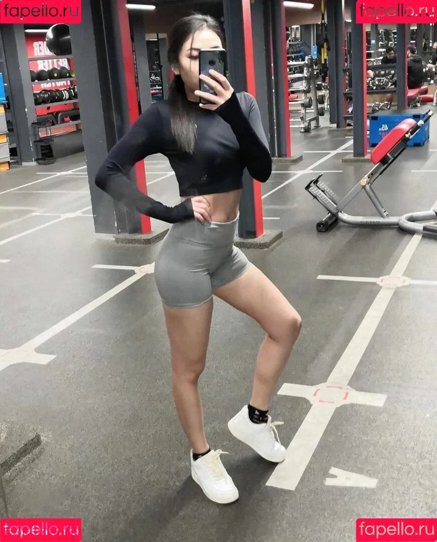 suziearomdee Onlyfans Photo Gallery 