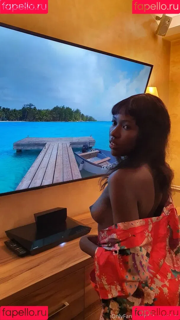 prettycollins Onlyfans Photo Gallery 