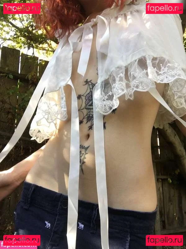 poutyangel Onlyfans Photo Gallery 