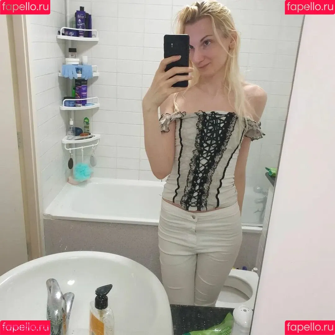 Lexia Lynx Onlyfans Photo Gallery 
