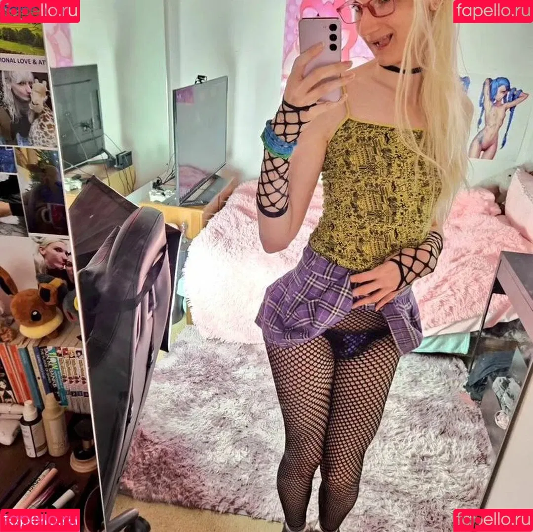Lexia Lynx Onlyfans Photo Gallery 