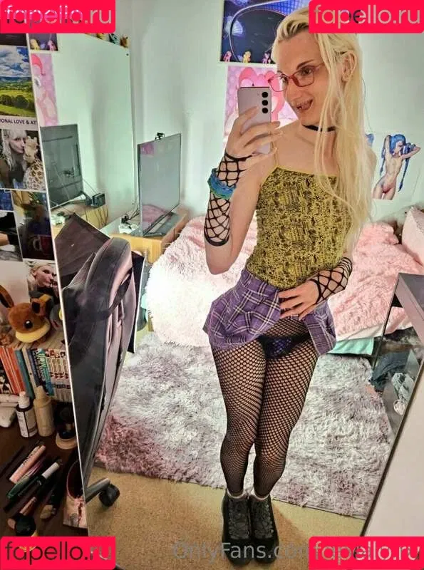 Lexia Lynx Onlyfans Photo Gallery 