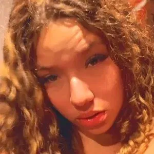 Vitória Mansueto Onlyfans Photo Gallery 