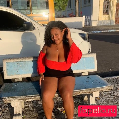 Vitória Mansueto Nude Onlyfans Photo 12