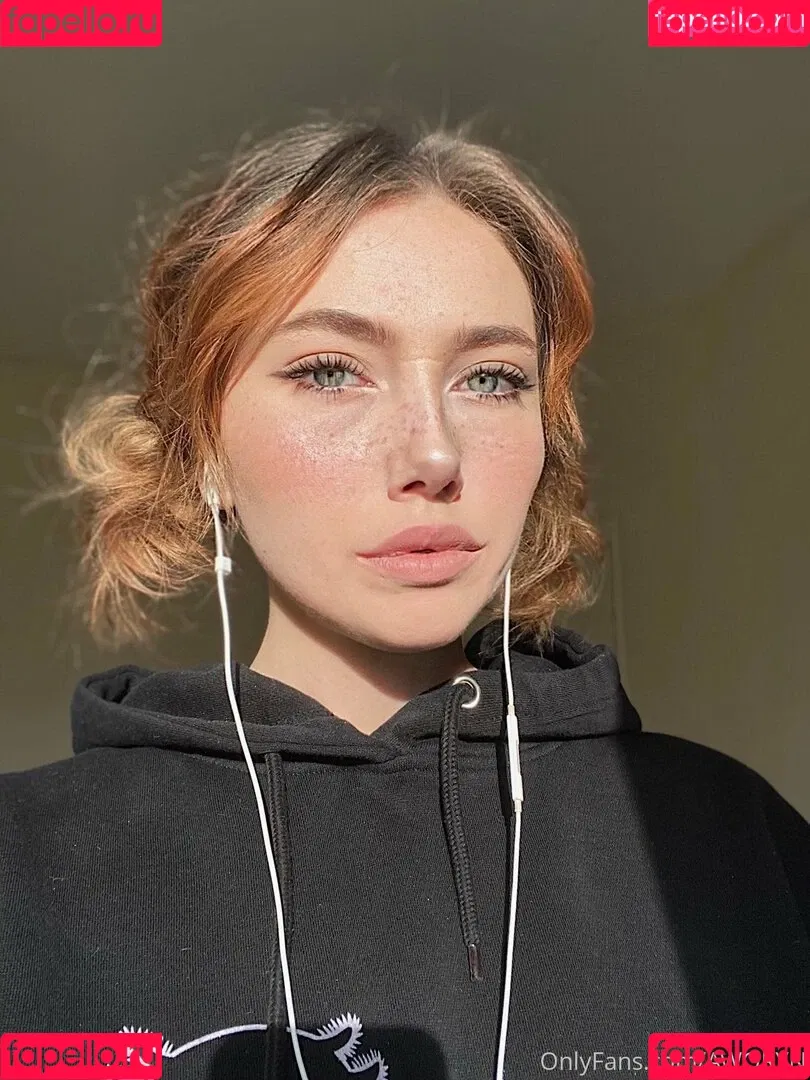 Aworyn Onlyfans Photo Gallery 