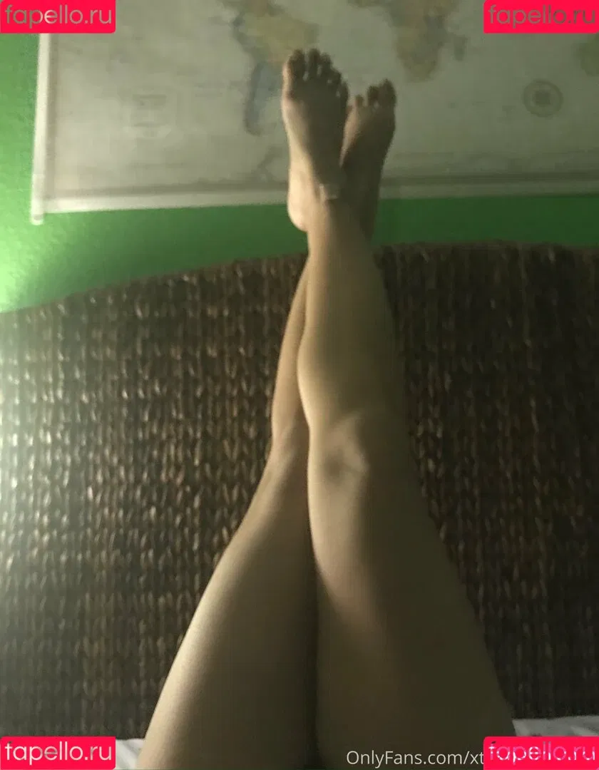 xteenytinyfeetx Onlyfans Photo Gallery 