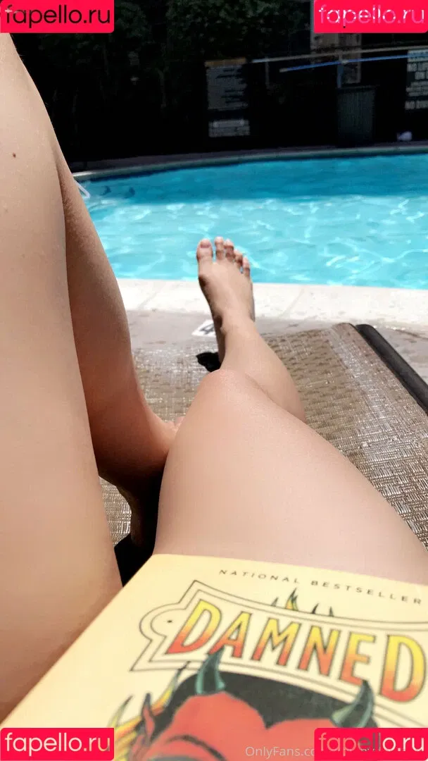 xteenytinyfeetx Onlyfans Photo Gallery 