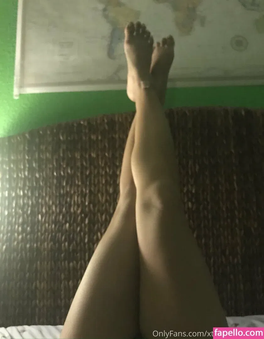 xteenytinyfeetx Onlyfans Photo Gallery 