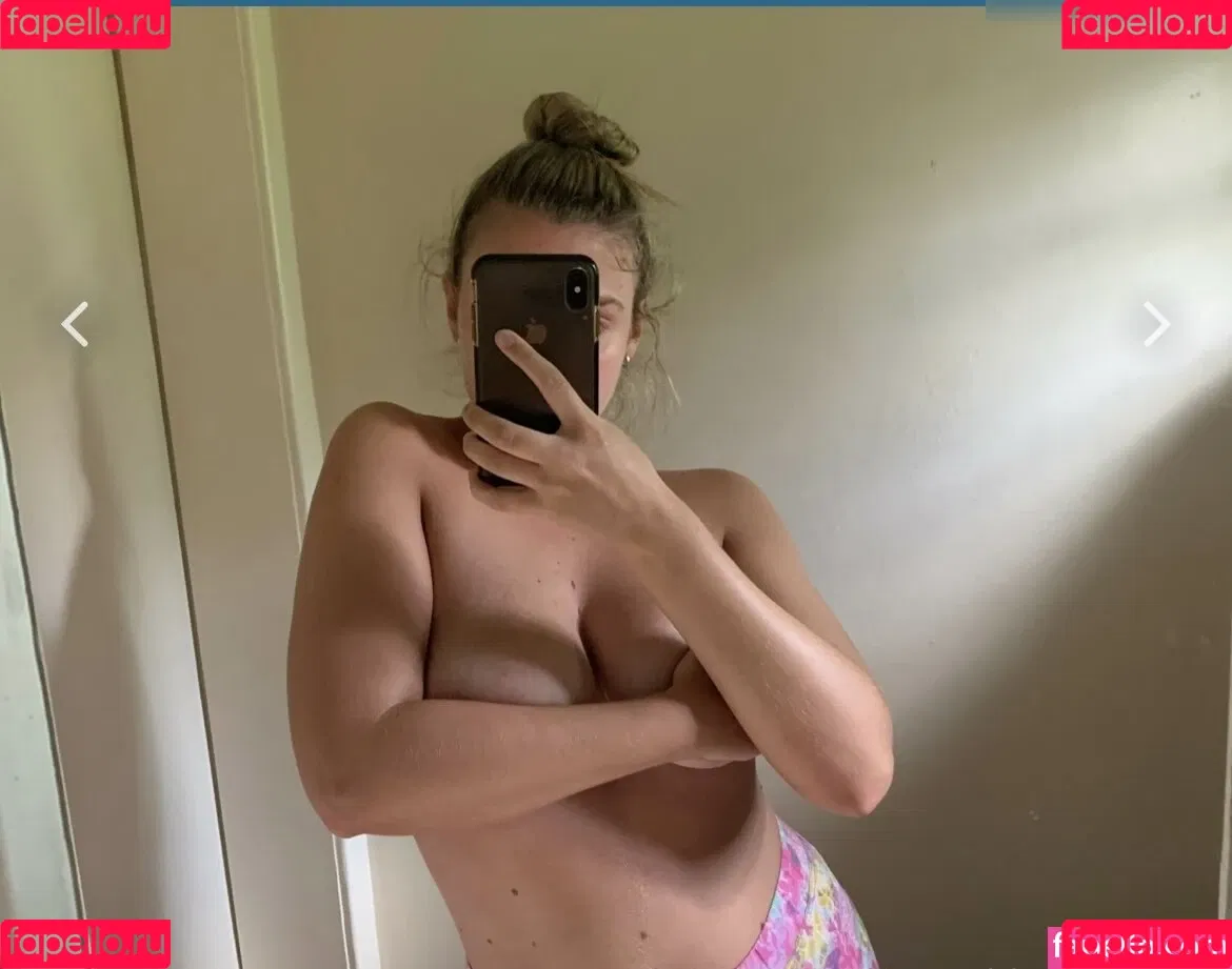 leasophie_official98 Onlyfans Photo Gallery 