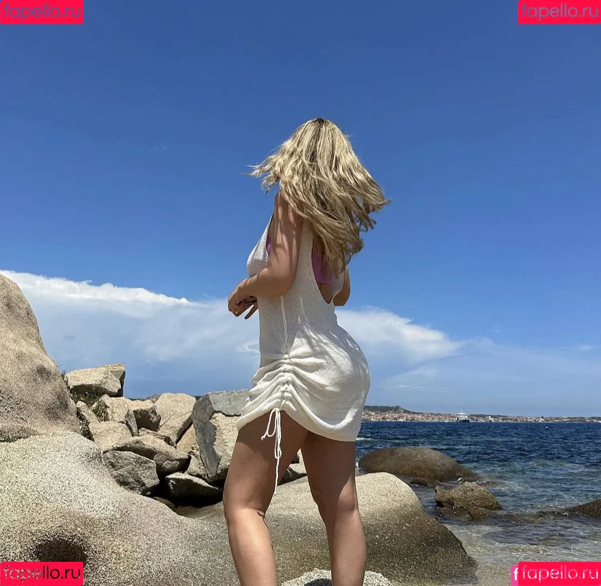 leasophie_official98 Onlyfans Photo Gallery 